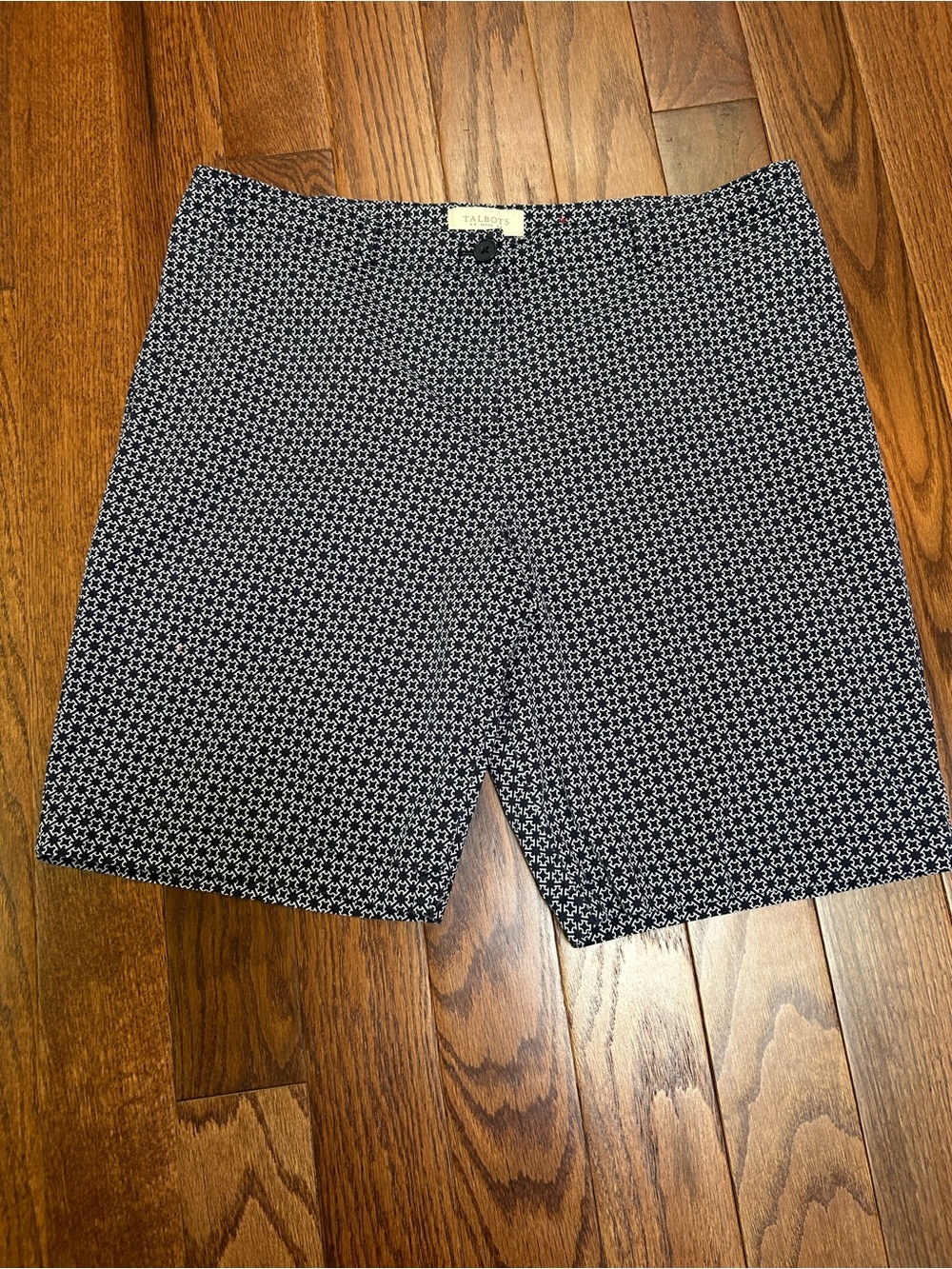 Talbots Navy Micro Geometric Print Shorts Size 16P